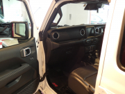 ジープ ラングラー ｱﾝﾘﾐﾃｯﾄﾞ ｻﾊﾗ　正規D車 2020yﾓﾃﾞﾙ 黒革 ｼｰﾄﾋｰﾀｰ 純正ﾅﾋﾞTV 社外ｻｲﾄﾞｽﾃｯﾌﾟ 社外17ｲﾝﾁAW LEDﾍｯﾄﾞﾗｲﾄ　2年保証