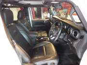 ジープ ラングラー ｱﾝﾘﾐﾃｯﾄﾞ ｻﾊﾗ　正規D車 2020yﾓﾃﾞﾙ 黒革 ｼｰﾄﾋｰﾀｰ 純正ﾅﾋﾞTV 社外ｻｲﾄﾞｽﾃｯﾌﾟ 社外17ｲﾝﾁAW LEDﾍｯﾄﾞﾗｲﾄ　2年保証