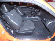 ダッジ チャレンジャー ｽｷｬｯﾄﾊﾟｯｸ ﾜｲﾄﾞﾎﾞﾃﾞｨ　2021年ﾓﾃﾞﾙ ｼｪｲｶｰPKG ﾌﾟﾗｽﾊﾟｯｹｰｼﾞ&ｺﾝﾋﾞﾆｴﾝｽｸﾞﾙｰﾌﾟ 黒ｺﾝﾋﾞ革 ｼｰﾄﾋｰﾀｰ&ｸｰﾗｰ  Bｶﾒﾗ　2年保証