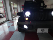 ジープ ラングラー ｱﾝﾘﾐﾃｯﾄﾞ ｽﾎﾟｰﾂ　2016年ﾓﾃﾞﾙ 正規D車 USﾊﾞﾝﾊﾟｰ MKW17ｲﾝﾁAW ﾌﾗｯﾄｵｰﾊﾞｰﾌｪﾝﾀﾞｰ ﾏｯﾄﾞﾀｲﾔ ｸﾙｺﾝ　2年保証