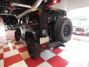 ジープ ラングラー ｱﾝﾘﾐﾃｯﾄﾞ ｽﾎﾟｰﾂ　2016年ﾓﾃﾞﾙ 正規D車 USﾊﾞﾝﾊﾟｰ MKW17ｲﾝﾁAW ﾌﾗｯﾄｵｰﾊﾞｰﾌｪﾝﾀﾞｰ ﾏｯﾄﾞﾀｲﾔ ｸﾙｺﾝ　2年保証