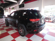 ジープ グランドチェロキー SRT8　正規D車 2017yﾓﾃﾞﾙ 黒ｺﾝﾋﾞ革 ﾌﾟｯｼｭｽﾀｰﾄ 全席ｼｰﾄﾋｰﾀｰ ｻﾝﾙｰﾌ 純正ﾅﾋﾞTV ﾊｰﾏﾝｶｰﾄﾞﾝ Bｶﾒﾗ　2年保証