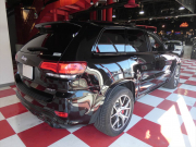 ジープ グランドチェロキー SRT8　正規D車 2017yﾓﾃﾞﾙ 黒ｺﾝﾋﾞ革 ﾌﾟｯｼｭｽﾀｰﾄ 全席ｼｰﾄﾋｰﾀｰ ｻﾝﾙｰﾌ 純正ﾅﾋﾞTV ﾊｰﾏﾝｶｰﾄﾞﾝ Bｶﾒﾗ　2年保証