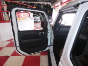 ジープ グラディエーター ﾙﾋﾞｺﾝ　正規D車 2022yﾓﾃﾞﾙ 茶革ｼｰﾄ ﾌﾟｯｼｭｽﾀｰﾄ ｼｰﾄﾋｰﾀｰ 純正ﾅﾋﾞTV Aｶｰﾌﾟﾚｲ 純正17ｲﾝﾁAW ﾊｰﾄﾞﾄﾉｶﾊﾞｰ Bｶﾒﾗ　2年保証