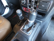 ジープ グラディエーター ﾙﾋﾞｺﾝ　正規D車 2022yﾓﾃﾞﾙ 茶革ｼｰﾄ ﾌﾟｯｼｭｽﾀｰﾄ ｼｰﾄﾋｰﾀｰ 純正ﾅﾋﾞTV Aｶｰﾌﾟﾚｲ 純正17ｲﾝﾁAW ﾊｰﾄﾞﾄﾉｶﾊﾞｰ Bｶﾒﾗ　2年保証