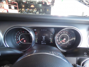 ジープ グラディエーター ﾙﾋﾞｺﾝ　正規D車 2022yﾓﾃﾞﾙ 茶革ｼｰﾄ ﾌﾟｯｼｭｽﾀｰﾄ ｼｰﾄﾋｰﾀｰ 純正ﾅﾋﾞTV Aｶｰﾌﾟﾚｲ 純正17ｲﾝﾁAW ﾊｰﾄﾞﾄﾉｶﾊﾞｰ Bｶﾒﾗ　2年保証