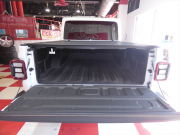 ジープ グラディエーター ﾙﾋﾞｺﾝ　正規D車 2022yﾓﾃﾞﾙ 茶革ｼｰﾄ ﾌﾟｯｼｭｽﾀｰﾄ ｼｰﾄﾋｰﾀｰ 純正ﾅﾋﾞTV Aｶｰﾌﾟﾚｲ 純正17ｲﾝﾁAW ﾊｰﾄﾞﾄﾉｶﾊﾞｰ Bｶﾒﾗ　2年保証