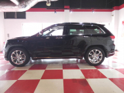 ジープ グランドチェロキー ｻﾐｯﾄ　正規D車 2019yﾓﾃﾞﾙ ﾎﾜｲﾄﾗｸﾞﾅﾚｻﾞｰ ｻﾝﾙｰﾌ 純正20ｲﾝﾁAW Aｶｰﾌﾟﾚｲ Bｶﾒﾗ　2年保証