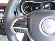 ジープ グランドチェロキー ｻﾐｯﾄ　正規D車 2019yﾓﾃﾞﾙ ﾎﾜｲﾄﾗｸﾞﾅﾚｻﾞｰ ｻﾝﾙｰﾌ 純正20ｲﾝﾁAW Aｶｰﾌﾟﾚｲ Bｶﾒﾗ　2年保証