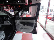 ジープ グランドチェロキー ｻﾐｯﾄ　正規D車 2019yﾓﾃﾞﾙ ﾎﾜｲﾄﾗｸﾞﾅﾚｻﾞｰ ｻﾝﾙｰﾌ 純正20ｲﾝﾁAW Aｶｰﾌﾟﾚｲ Bｶﾒﾗ　2年保証