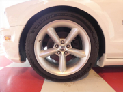 フォード マスタング GT Premium　2008年ﾓﾃﾞﾙ 新並 1ｵｰﾅｰ ﾌﾞﾙｰﾌﾚｰﾑ物 黒革 社外ﾏﾌﾗｰ CPUﾁｭｰﾝ ｻﾘｰﾝ18ｲﾝﾁAW　2年保証