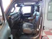 ジープ ラングラー ｱﾝﾘﾐﾃｯﾄﾞ ｻﾊﾗ　正規D車 2020yﾓﾃﾞﾙ 黒革 社外ﾊﾞﾝﾊﾟｰ ﾘﾌﾄｱｯﾌﾟ ｼﾞｪﾌﾟｾﾝ17ｲﾝﾁAW ﾅﾋﾞTV Aｶｰﾌﾟﾚｲ Bｶﾒﾗ　2年保証