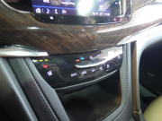 キャデラック XT6 ﾌﾟﾗﾁﾅﾑ　正規D車 2023yﾓﾃﾞﾙ ﾍﾞｰｼﾞｭ革 ｻﾝﾙｰﾌ BOSE Aｶｰﾌﾟﾚｲ LEDﾍｯﾄﾞﾗｲﾄ Bｶﾒﾗ　2年保証