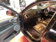 ジープ グランドチェロキー ｻﾐｯﾄ　正規D車 2019yﾓﾃﾞﾙ 黒革 ｻﾝﾙｰﾌ 純正20ｲﾝﾁAW Aｶｰﾌﾟﾚｲ Bｶﾒﾗ　2年保証