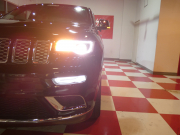 ジープ グランドチェロキー ｻﾐｯﾄ　正規D車 2019yﾓﾃﾞﾙ 黒革 ｻﾝﾙｰﾌ 純正20ｲﾝﾁAW Aｶｰﾌﾟﾚｲ Bｶﾒﾗ　2年保証