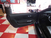 フォード マスタング ｴｺﾌﾞｰｽﾄ ﾌﾟﾚﾐｱﾑ　2019yﾓﾃﾞﾙ ﾊﾟﾌｫｰﾏﾝｽPKG  黒革ｼｰﾄﾋｰﾀｰ&ﾍﾞﾝﾁﾚｰｼｮﾝ 専用19ｲﾝﾁAW 2年保証