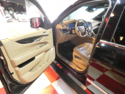 キャデラック エスカレード ﾌﾟﾗﾁﾅﾑ　正規D車 2019yﾓﾃﾞﾙ ﾍﾞｰｼﾞｭ革 ｻﾝﾙｰﾌ BOSE  Aｶｰﾌﾟﾚｲ LEDﾍｯﾄﾞﾗｲﾄ Bｶﾒﾗ　2年保証