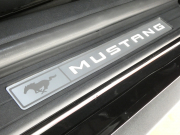 フォード マスタング GTﾌﾟﾚﾐｱﾑ    2018年ﾓﾃﾞﾙ 401A 黒革 HRE20AW  AppleCarPlay　2年保証