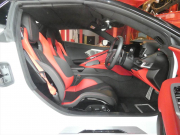 シボレー コルベット ｺﾝﾊﾞｰﾁﾌﾞﾙ  Z51ﾊﾟﾌｫｰﾏﾝｽPKG　正規D車 2024yﾓﾃﾞﾙ  黒赤ｺﾝﾋﾞ革 ｺﾝﾍﾟﾃｨｼｮﾝｼｰﾄ ｼｰﾄﾋｰﾀｰ&ﾍﾞﾝﾁﾚｰﾀｰ Aｶｰﾌﾟﾚｲ ﾌﾛﾝﾄﾘﾌﾀｰ ｸﾙｺﾝ　2年保証