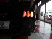 フォード マスタング GTﾌﾟﾚﾐｱﾑ  2018年ﾓﾃﾞﾙ 6MT GTﾊﾟﾌｫｰﾏﾝｽPKG 黒革 19AW Brembo 可変ﾏﾌﾗｰ AppleCarPlay 2年保証