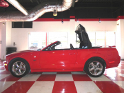フォード マスタング GTｺﾝﾊﾞｰﾁﾌﾞﾙ Premium　2007年ﾓﾃﾞﾙ 正規D車 黒革 記録簿18ｲﾝﾁAW　2年保証