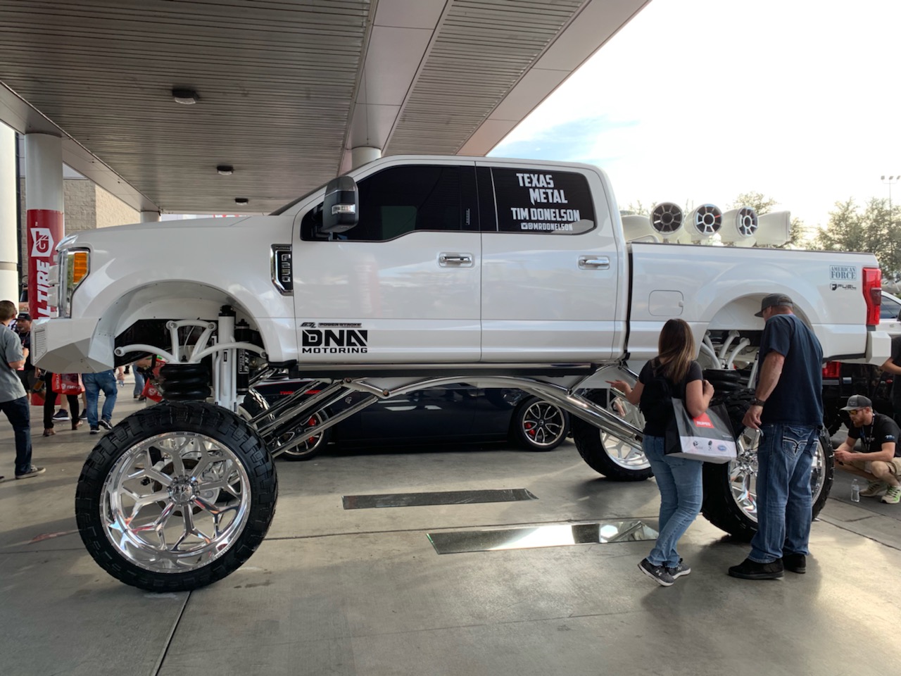 ｓｅｍａ １０ アメ車専門のファイヤーボールズ